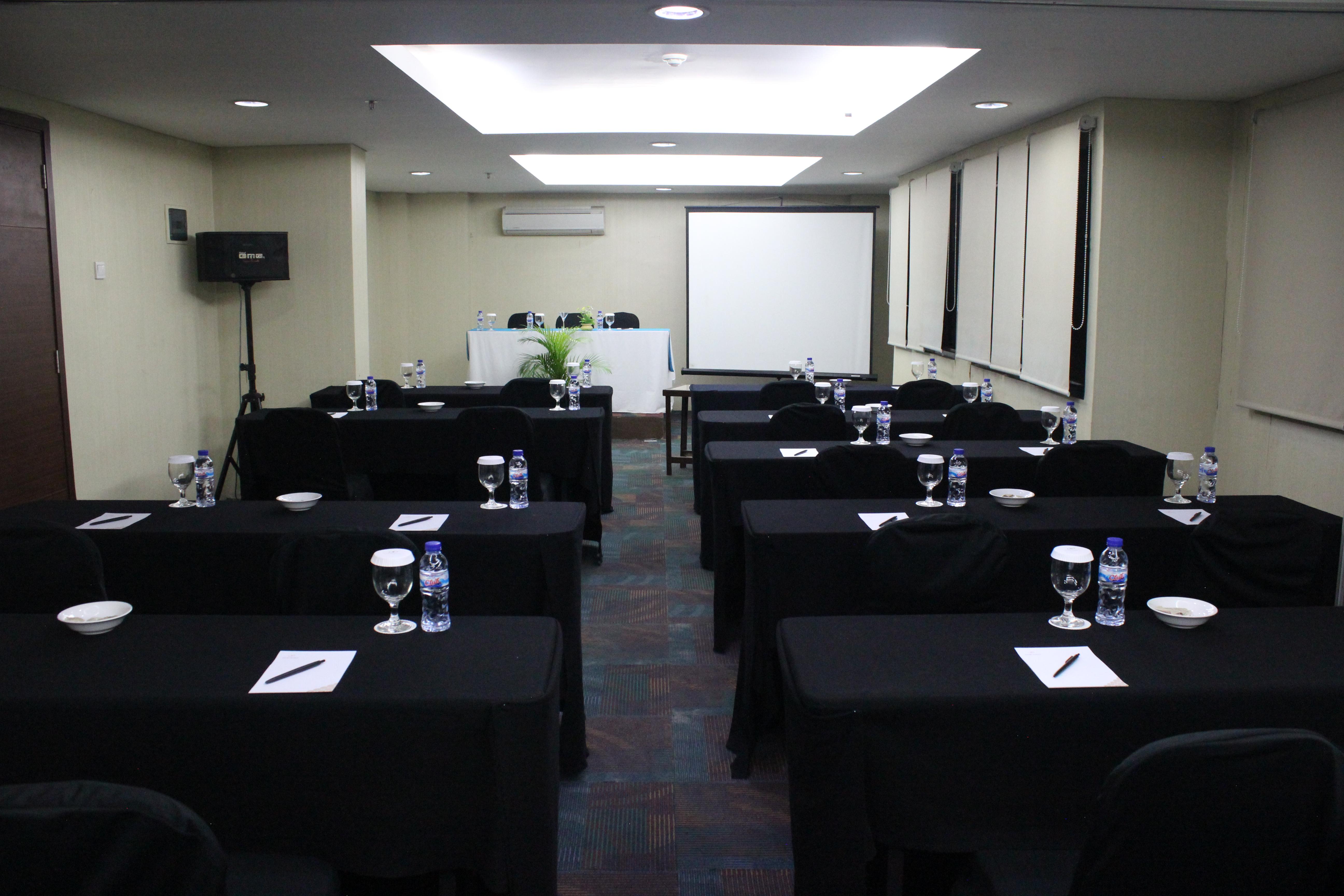 Sahid Mutiara Karawaci Hotel Tangerang Exterior photo